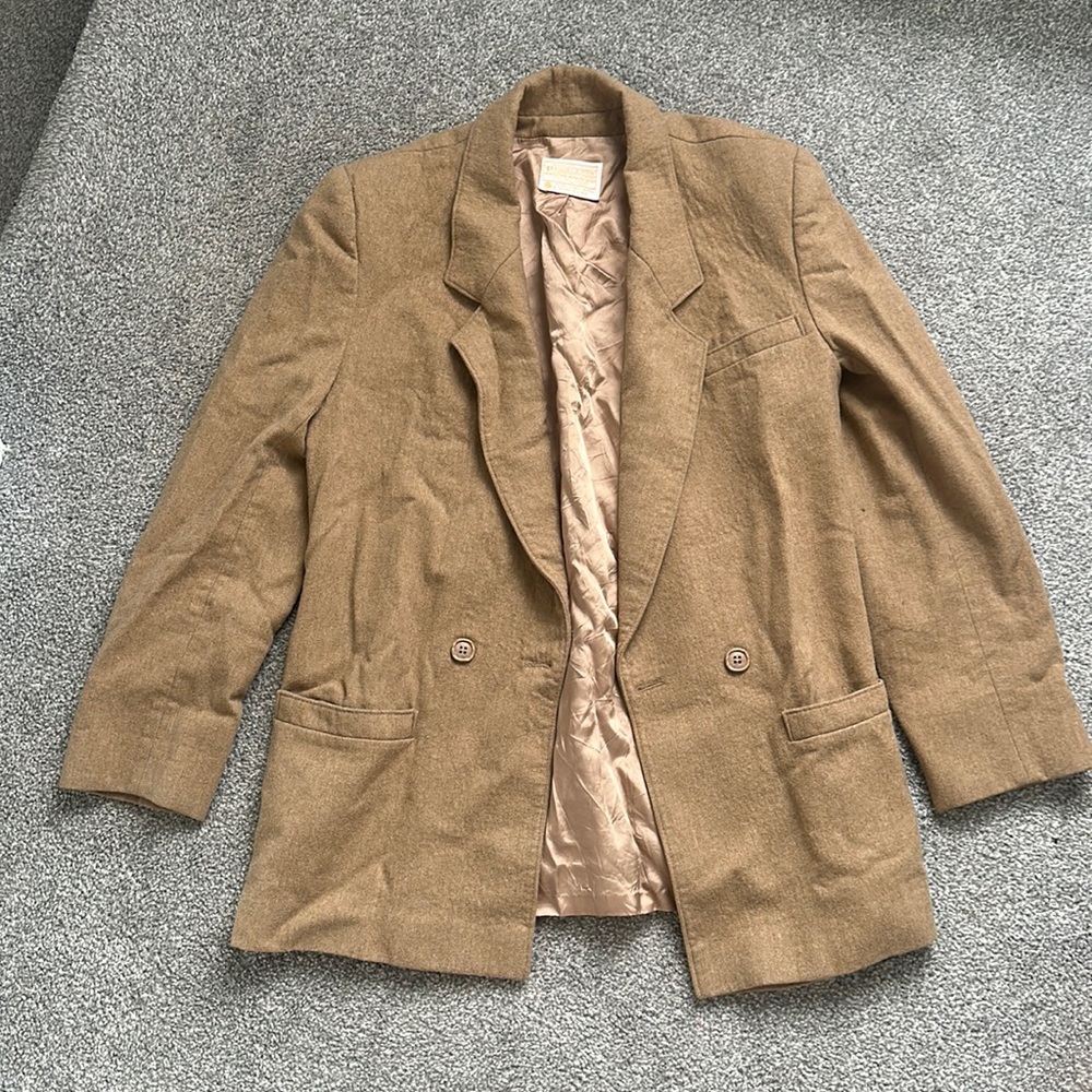 Vintage Pendleton Wool Blaze Size 10 Made in Portland Oregon Tan Shoulder Pads